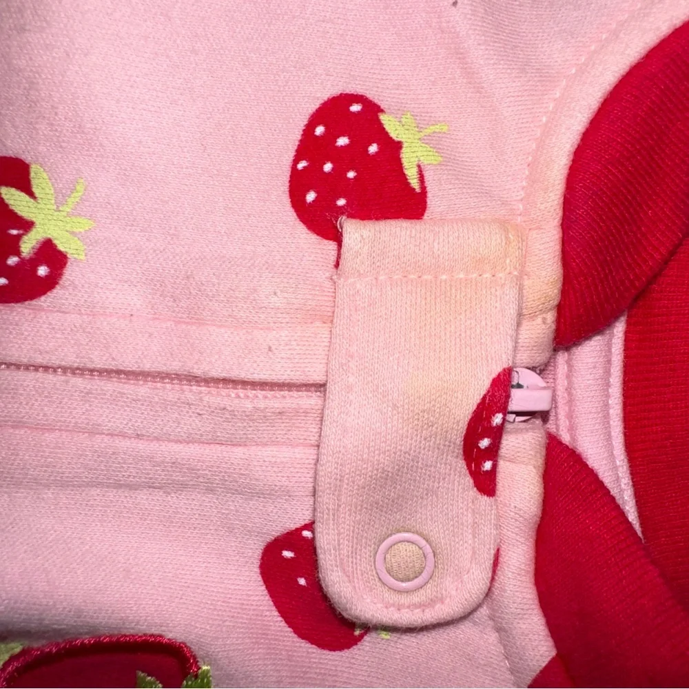 Koala Kids Black and White Footies One Pieces - Picture 5 of 6